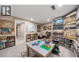 1833 New Brighton Drive Se, Calgary, AB T2Z4N8 Photo 37