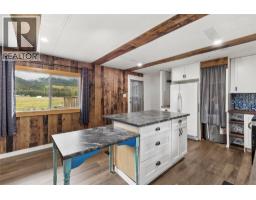 4101 Dixon Creek Road, Barriere, BC V0E1E1 Photo 9