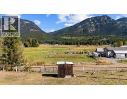 4101 Dixon Creek Road, Barriere, BC V0E1E1 Photo 28