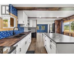 4101 Dixon Creek Road, Barriere, BC V0E1E1 Photo 8