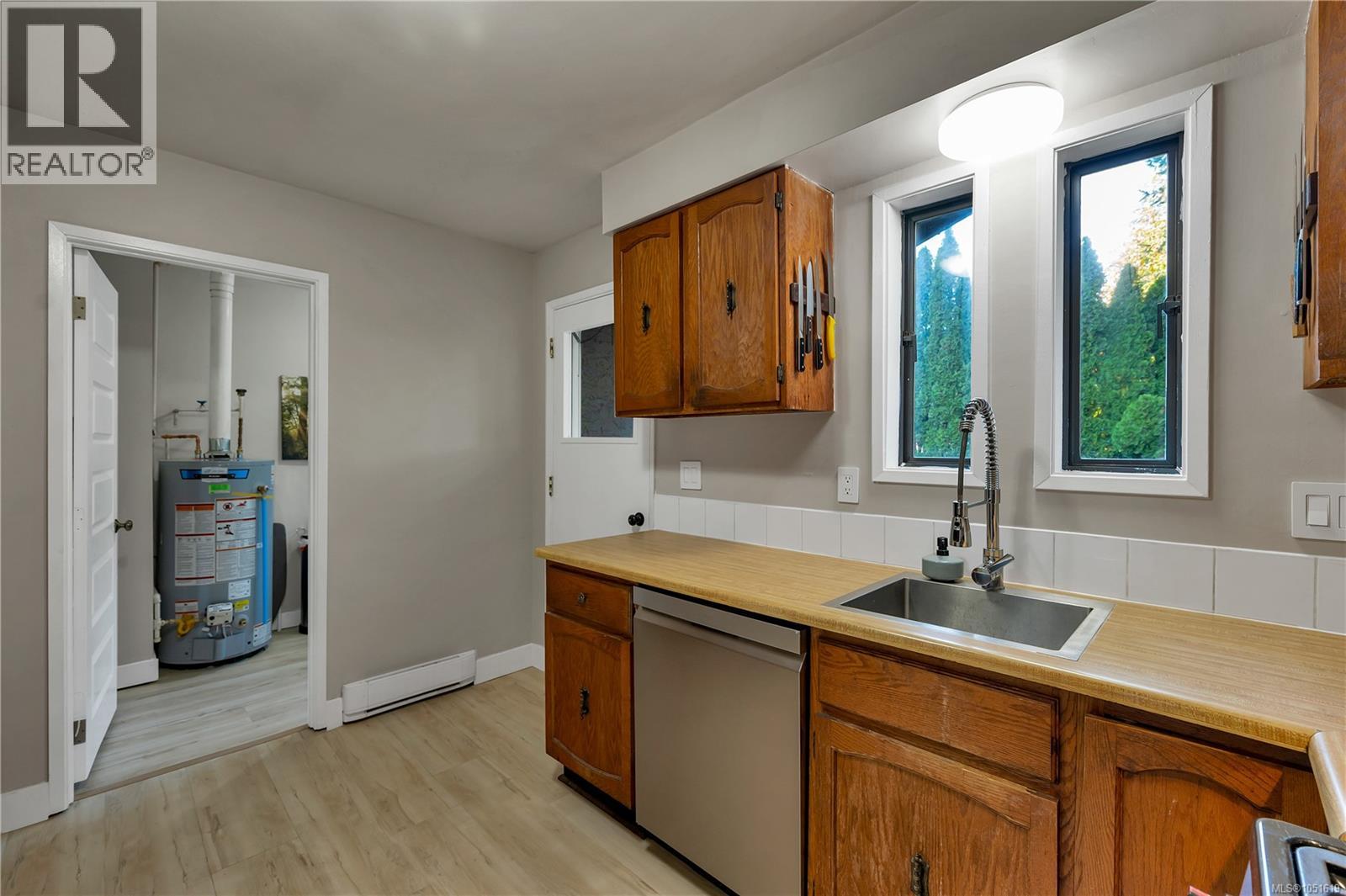756 Kalmar Rd - 4