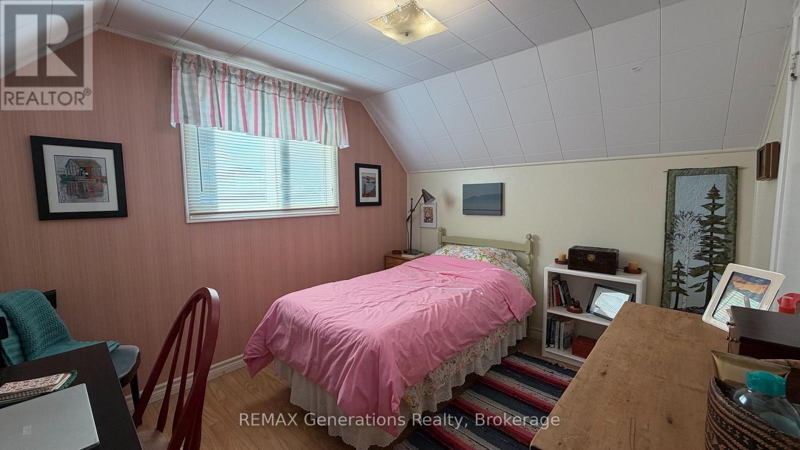 6 KENOGAMI ROAD - 21