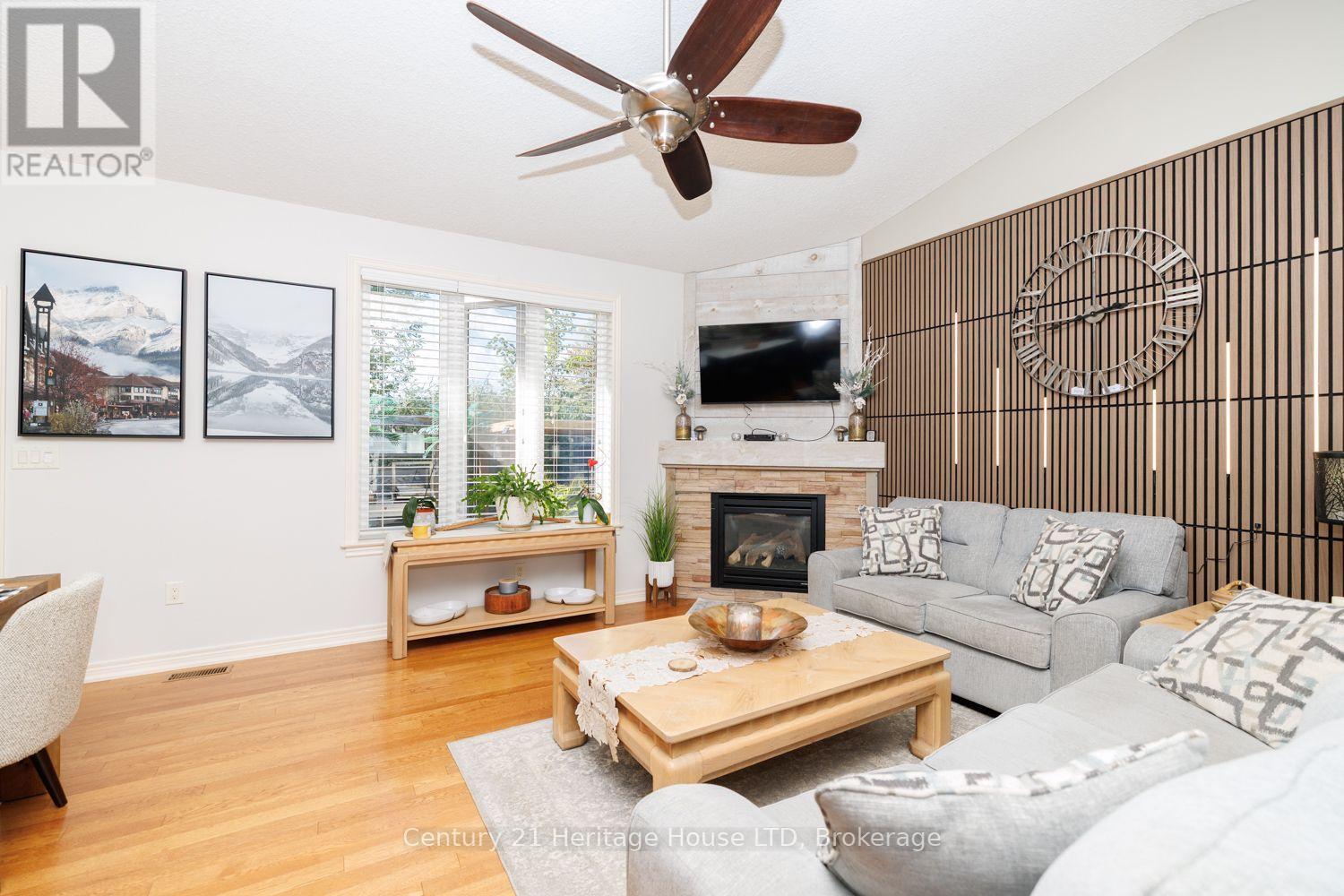 21 BURLEIGH ROAD S - Image 11