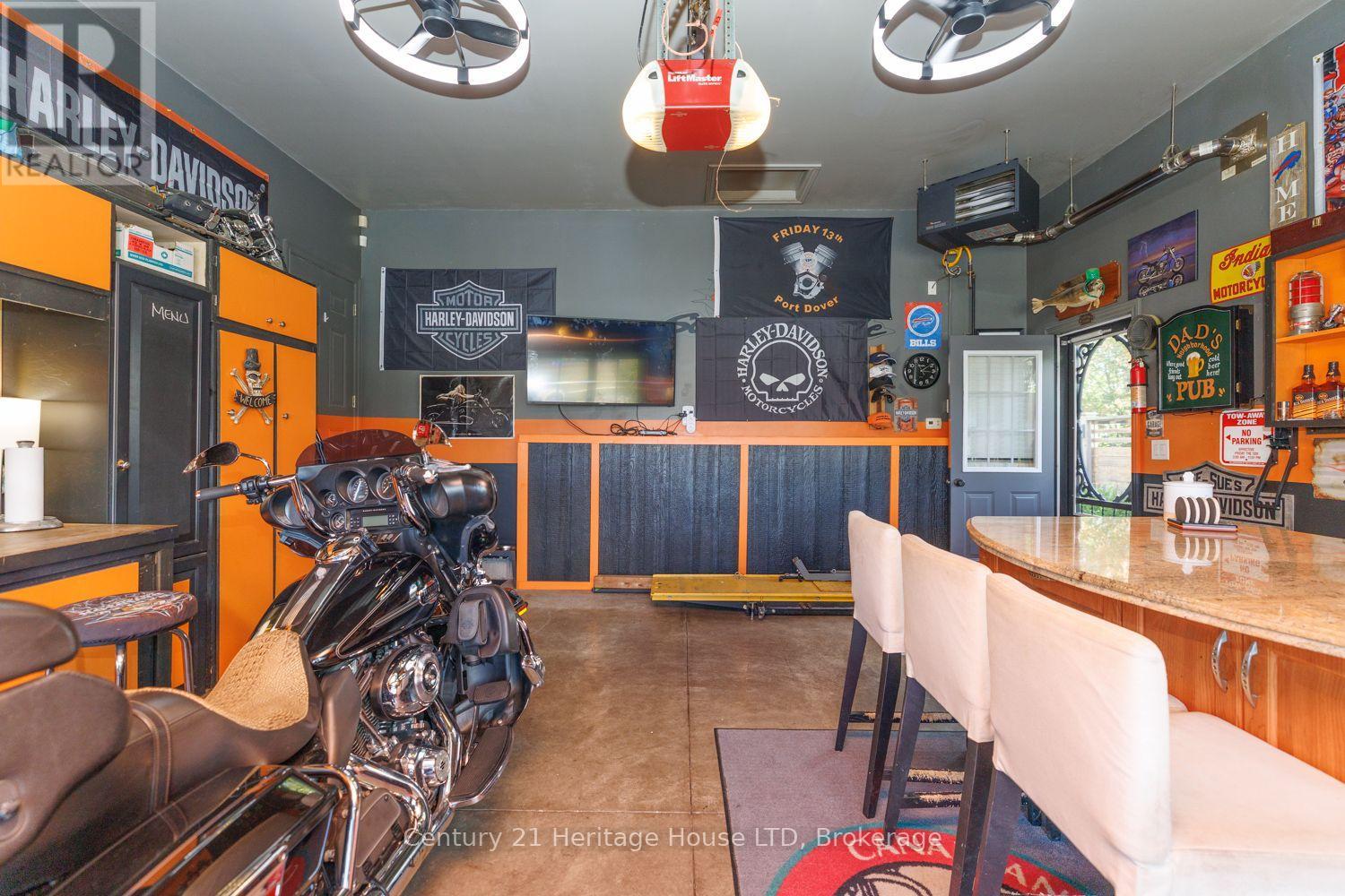 21 BURLEIGH ROAD S - Image 43
