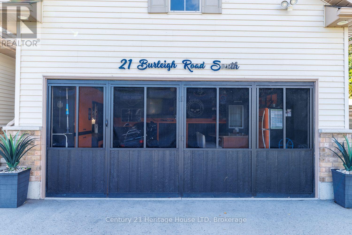 21 BURLEIGH ROAD S - Image 45