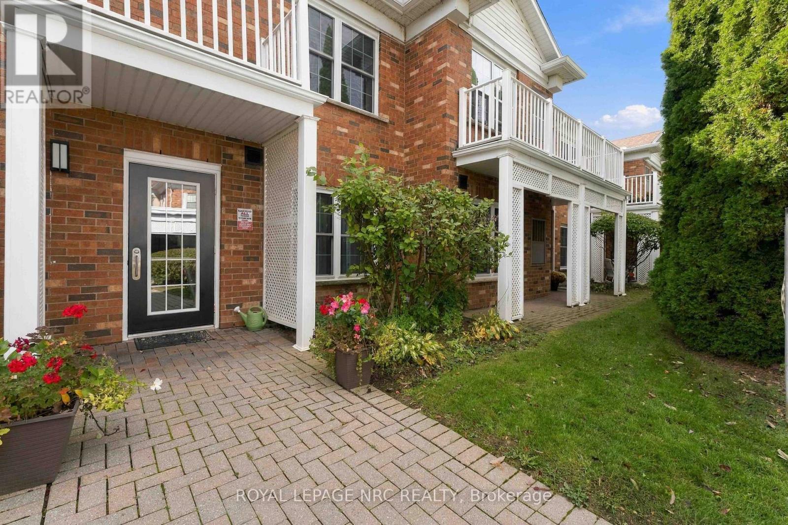 #104 4090 JOHN CHARLES BOULEVARD - Image 32