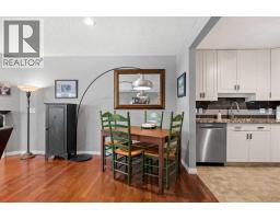 38 Richelieu Court SW - photo 7