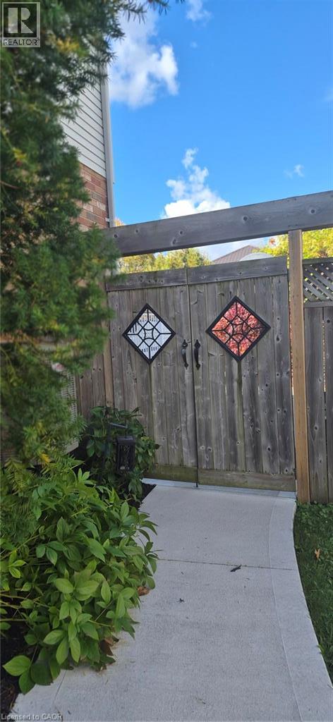 31 STIEFELMEYER Crescent - Image 46