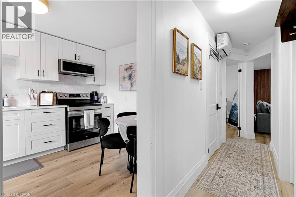 115 Ainslie Street — photo 7
