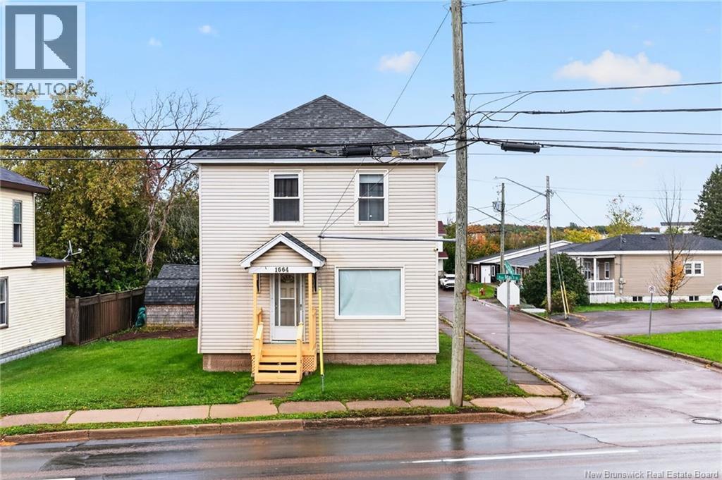 1664 Main Street - 2