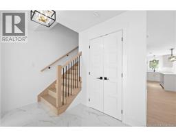 196 Carrington Drive, photo 4