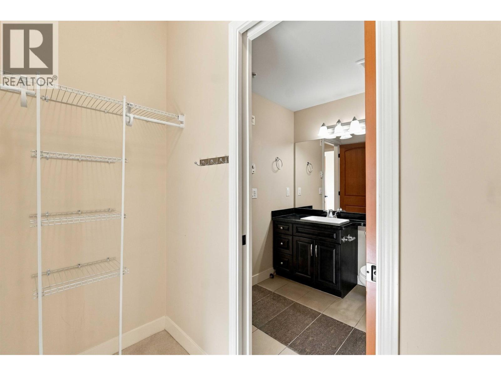 216 11935 BURNETT STREET, Maple Ridge - Image 1