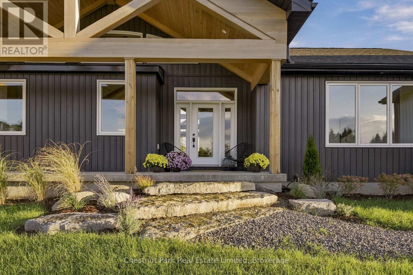 2621 VICTORIA ROAD - Image 4