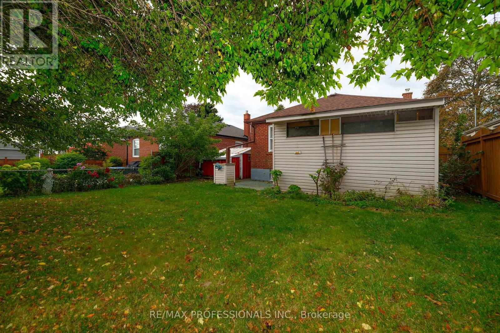 79 SILVERHILL DRIVE - 19