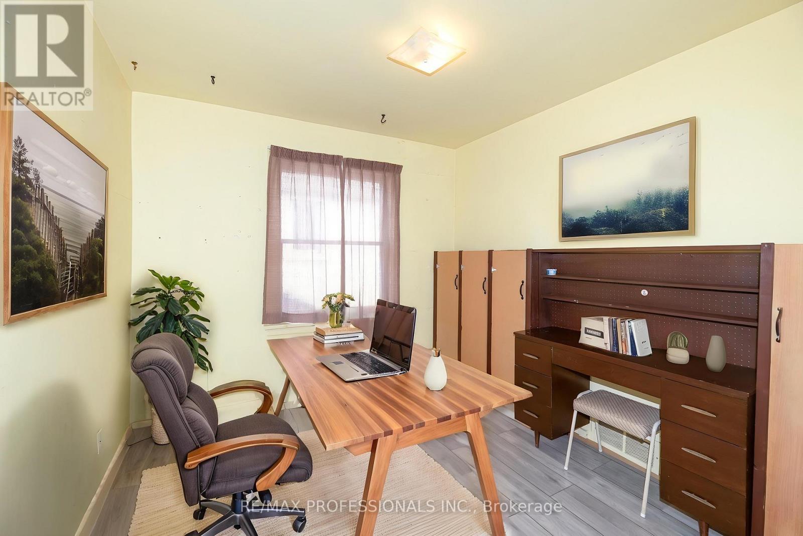 79 SILVERHILL DRIVE - 9