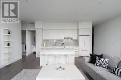 #UPH03 5180 YONGE STREET - 23