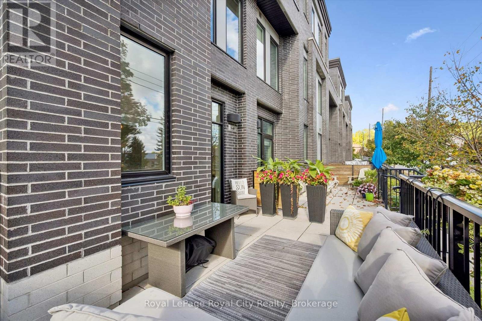 #AT7 53 ARTHUR STREET S - Image 35