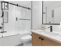 2 2541 E 2nd Avenue, Vancouver, BC V5M1C7 Photo 15