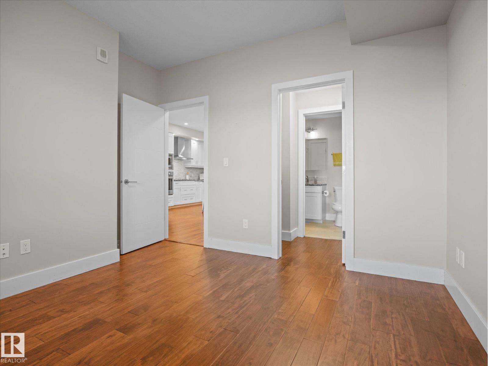 #416 200 BELLEROSE DR - 16
