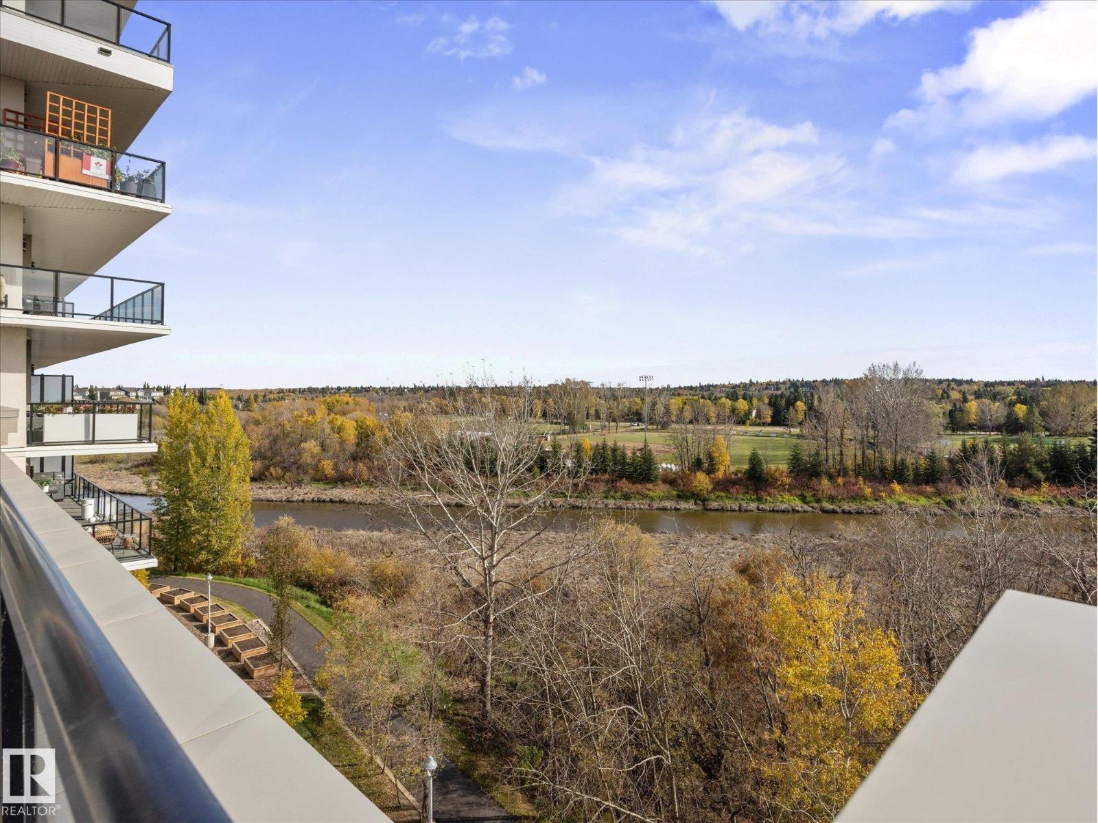 #416 200 BELLEROSE DR - 29