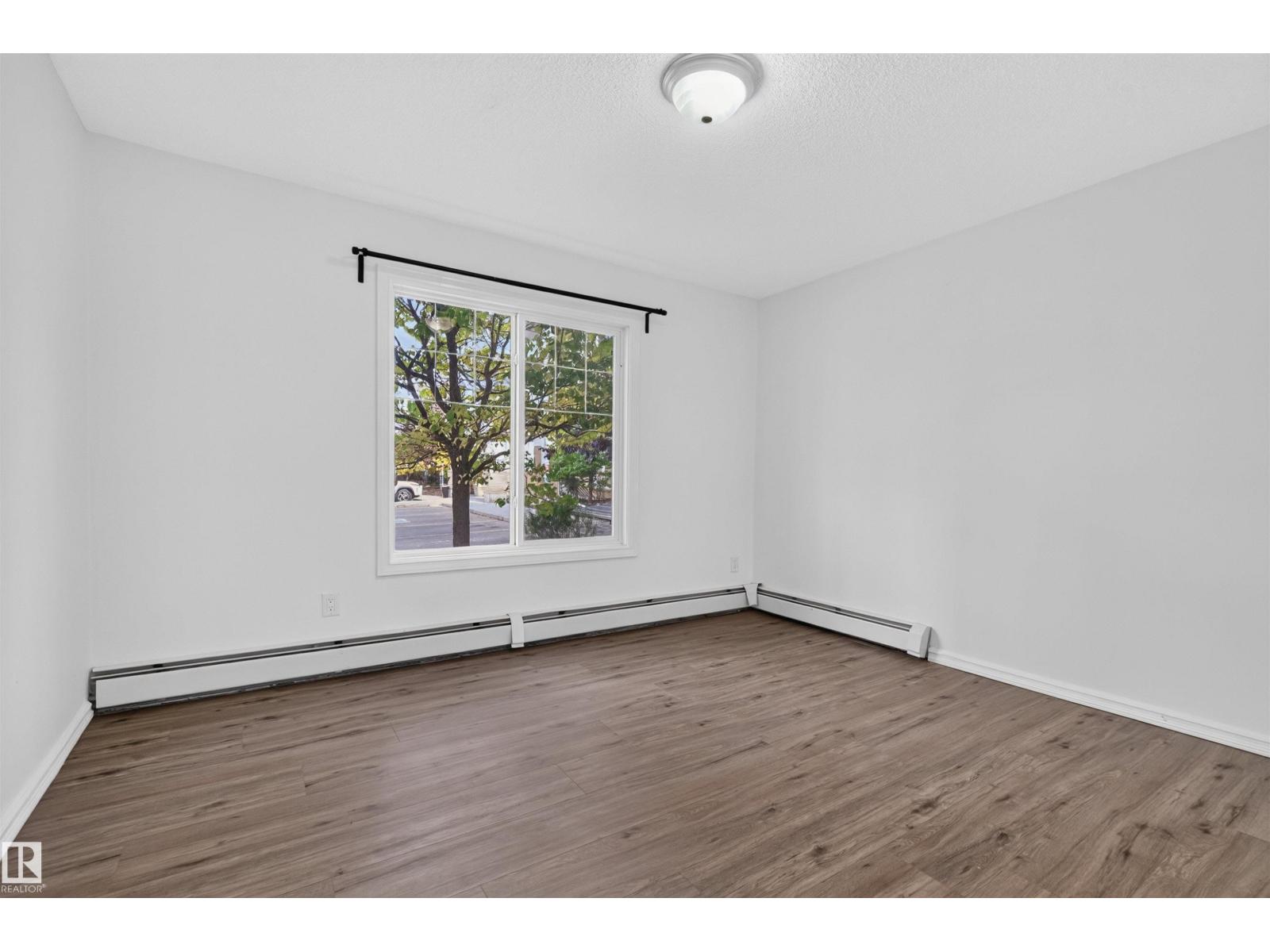 #116 2204 44 AV NW - 13