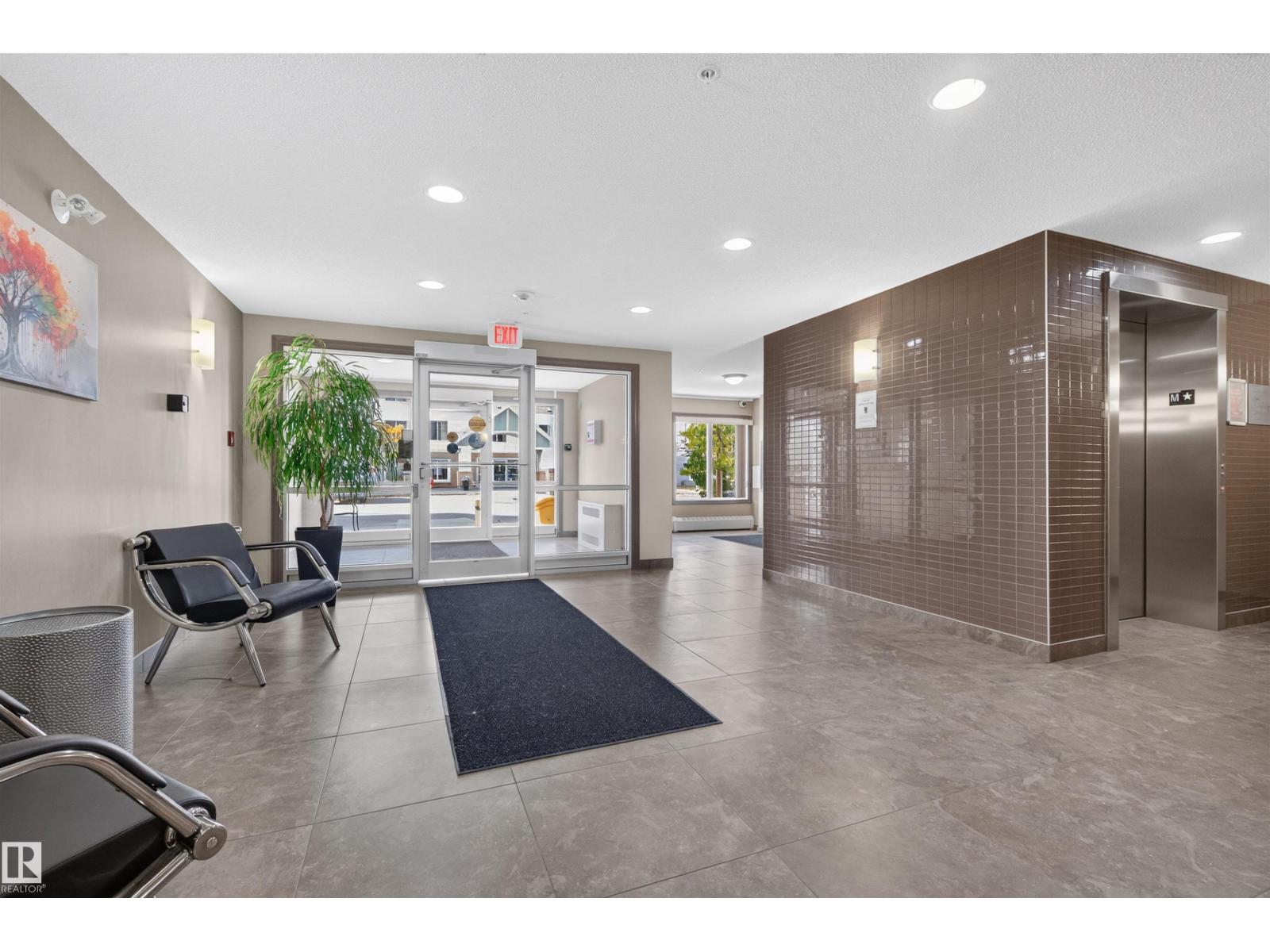 #116 2204 44 AV NW - 22