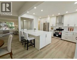 7032 78 Street NW - photo 3
