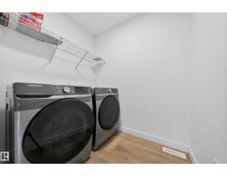 1684 12 St Nw, Edmonton, AB T6T2N4 Photo 40