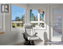 1935 Taylor Ave, Comox, BC V9M1S8 Photo 43