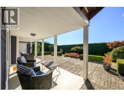1935 Taylor Ave, Comox, BC V9M1S8 Photo 21