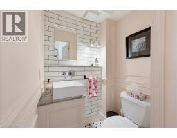 89 Allen Street W, Waterloo, ON N2L1E5 Photo 15