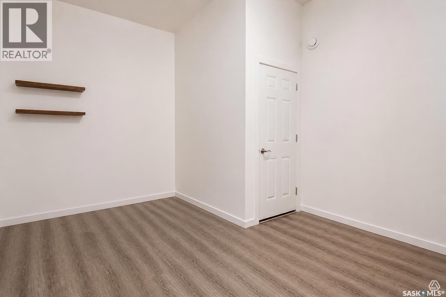 828 Colonel Otter DRIVE - 28