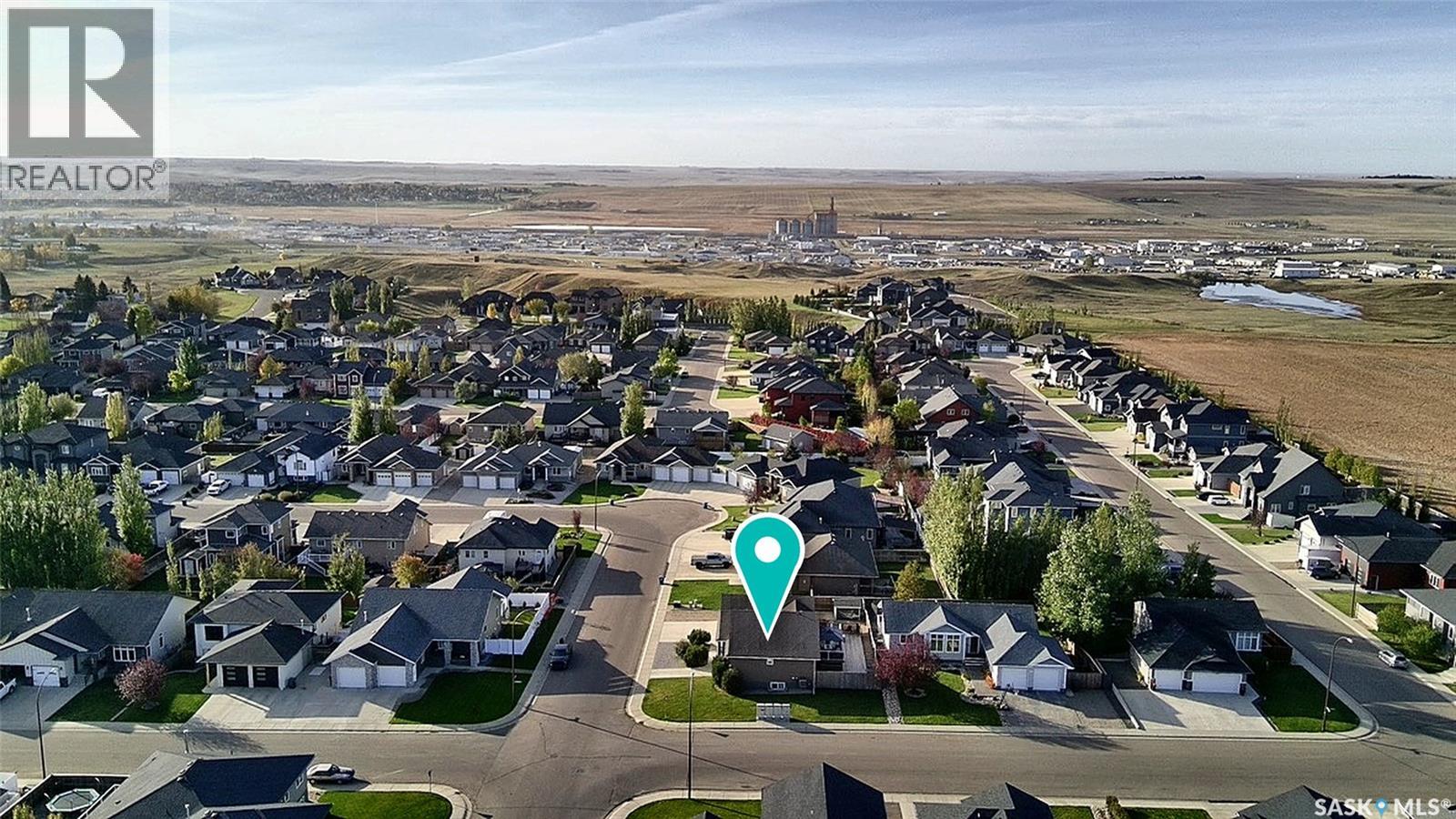 828 Colonel Otter DRIVE - 38