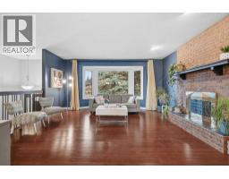 16 Robinson Drive - photo 5
