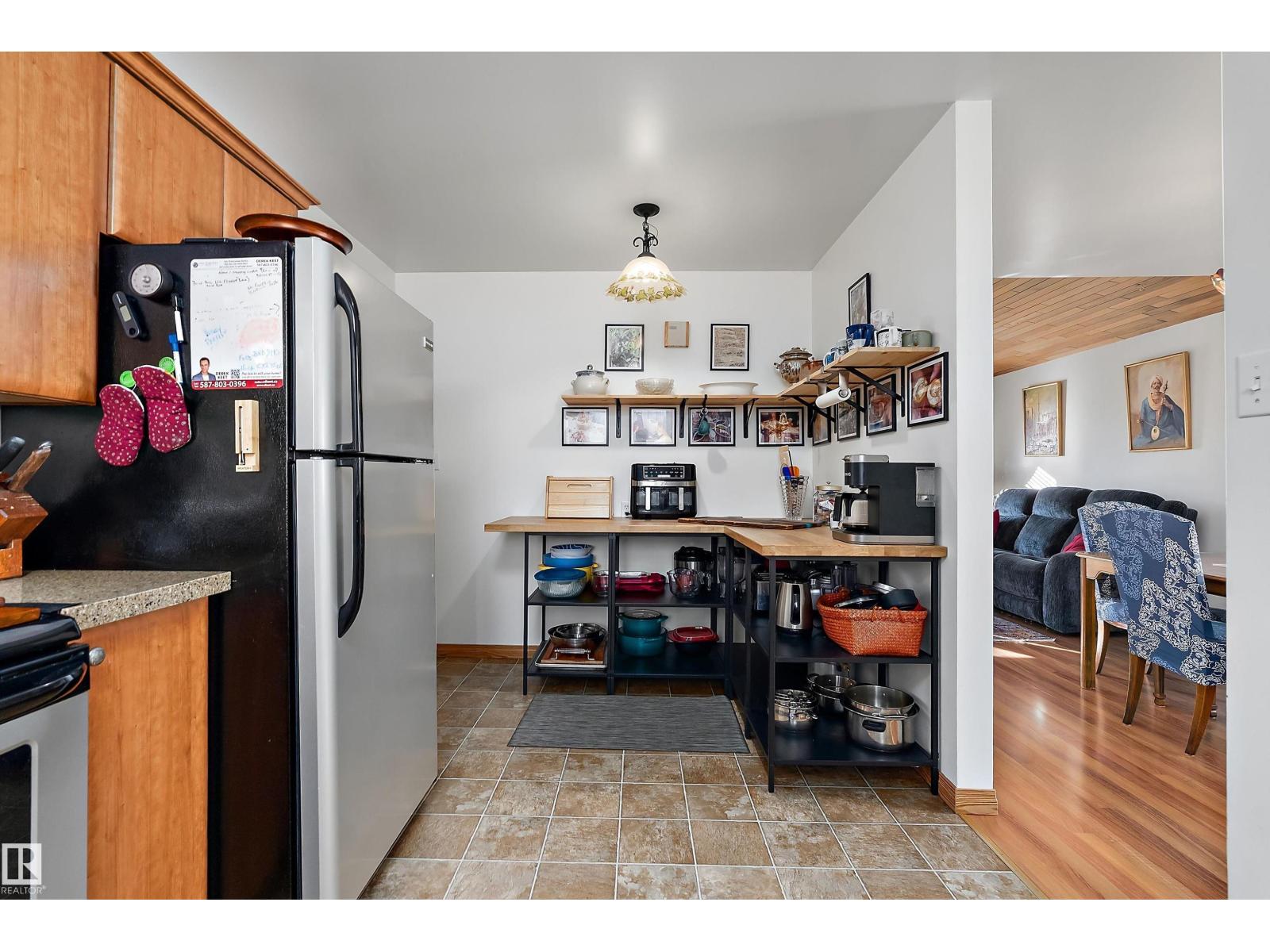5310 18A AV NW - 23