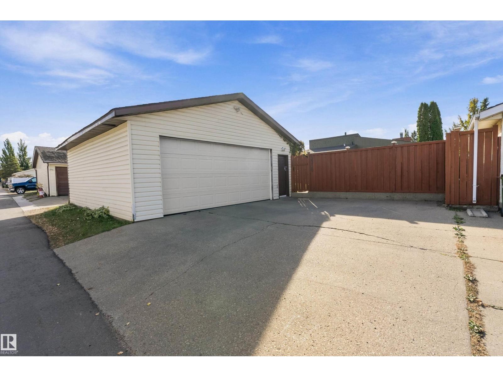 5310 18A AV NW - 53