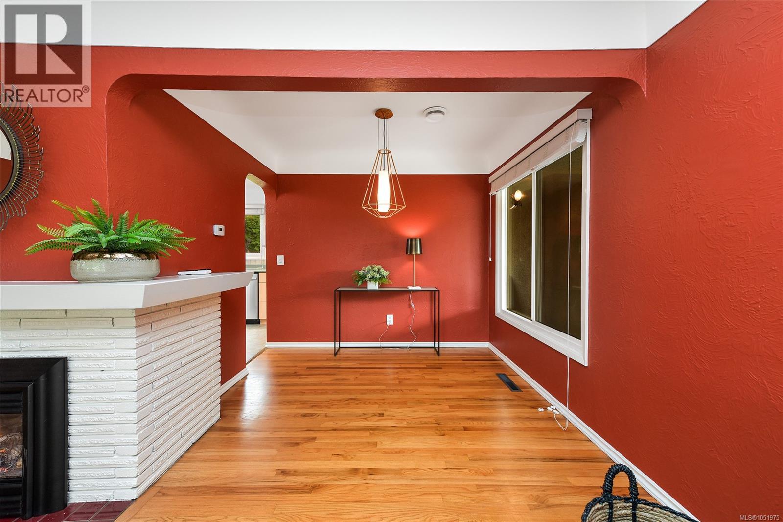  3213 Aldridge Street, Saanich