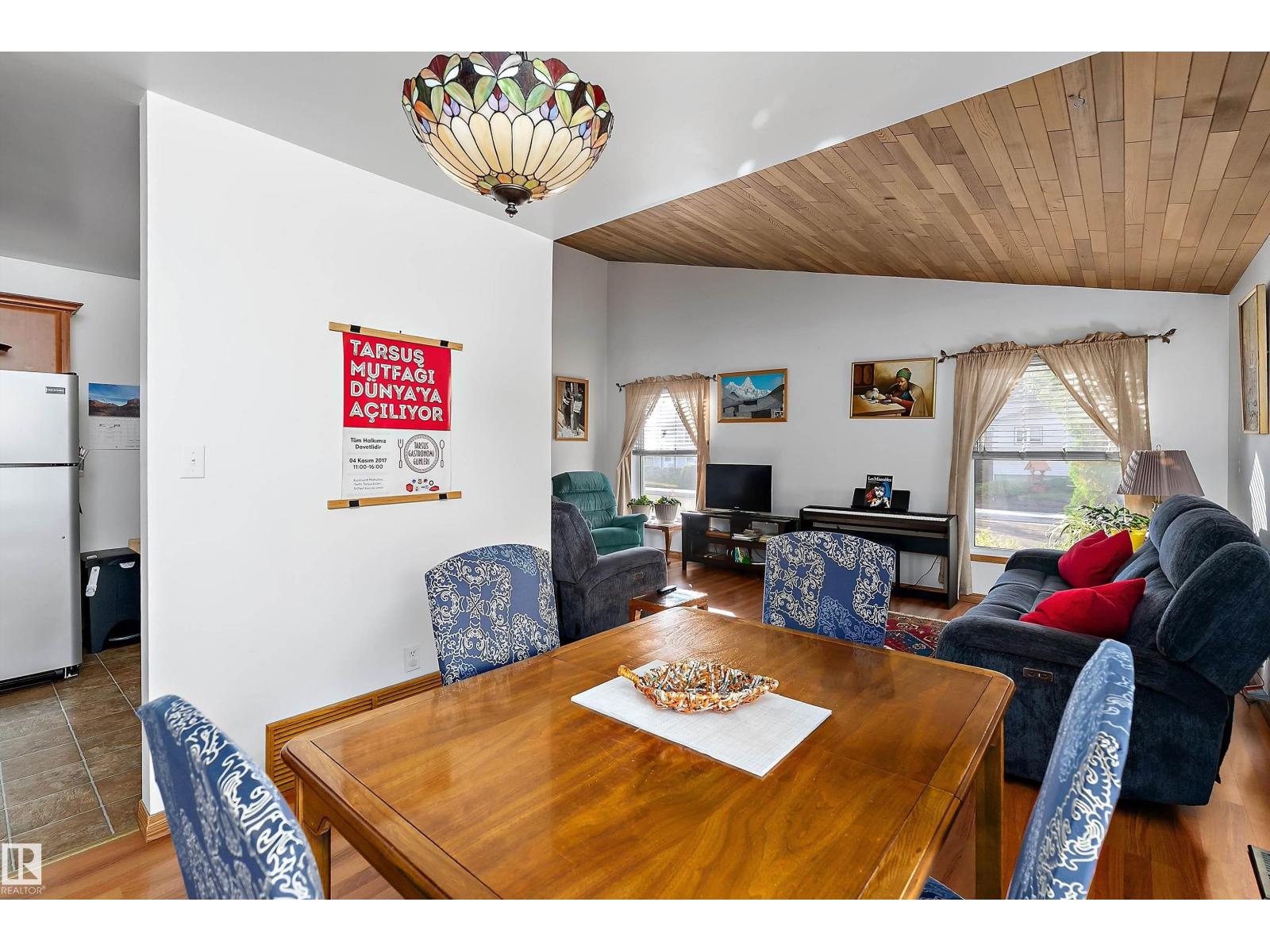5310 18A AV NW - 19