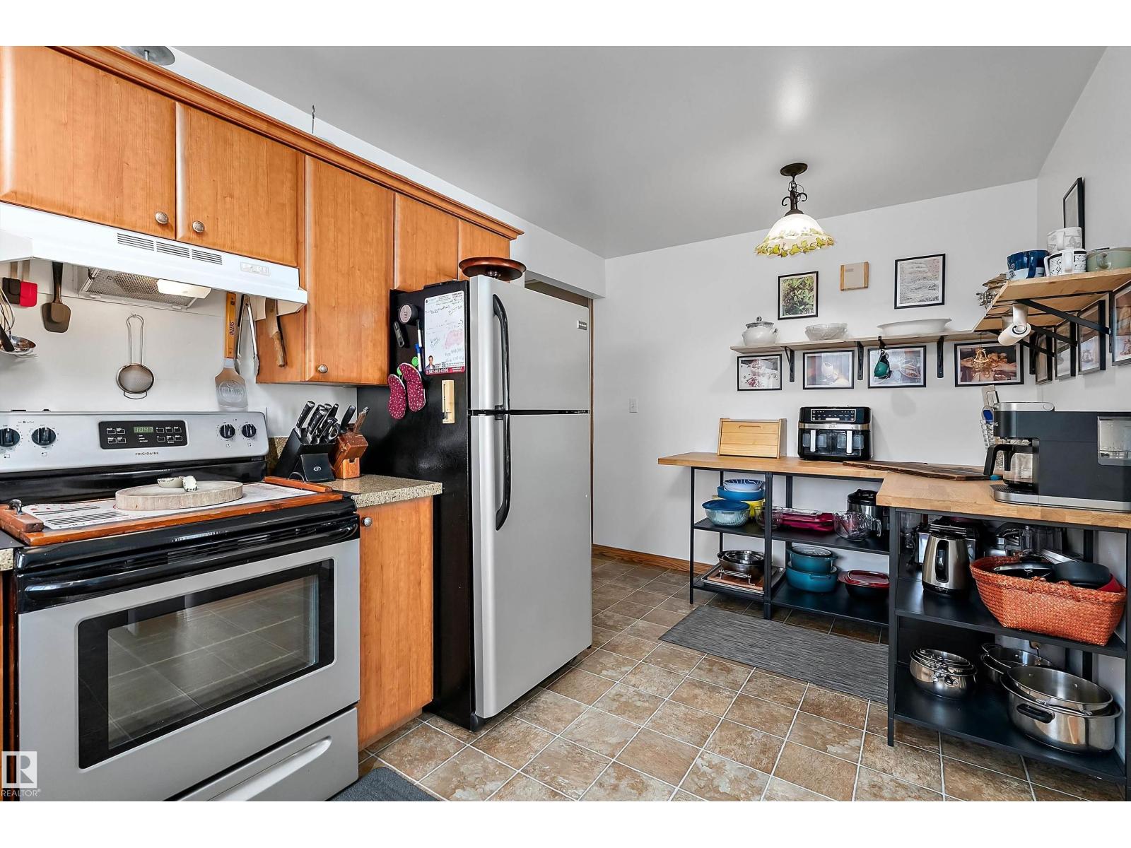5310 18A AV NW - 22