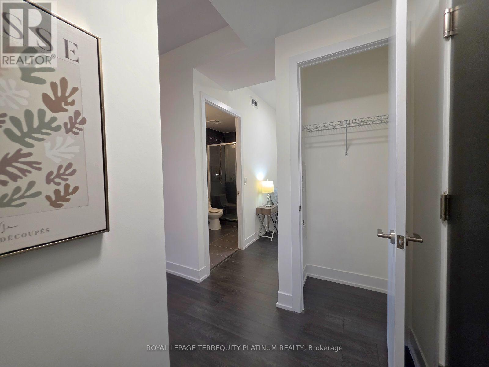 502- 9471 Yonge Street, Richmond Hill, ON photo 16