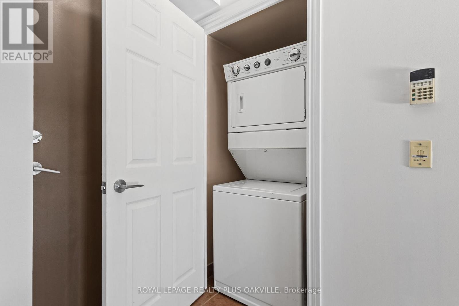 2365 Central Park Drive — photo 25
