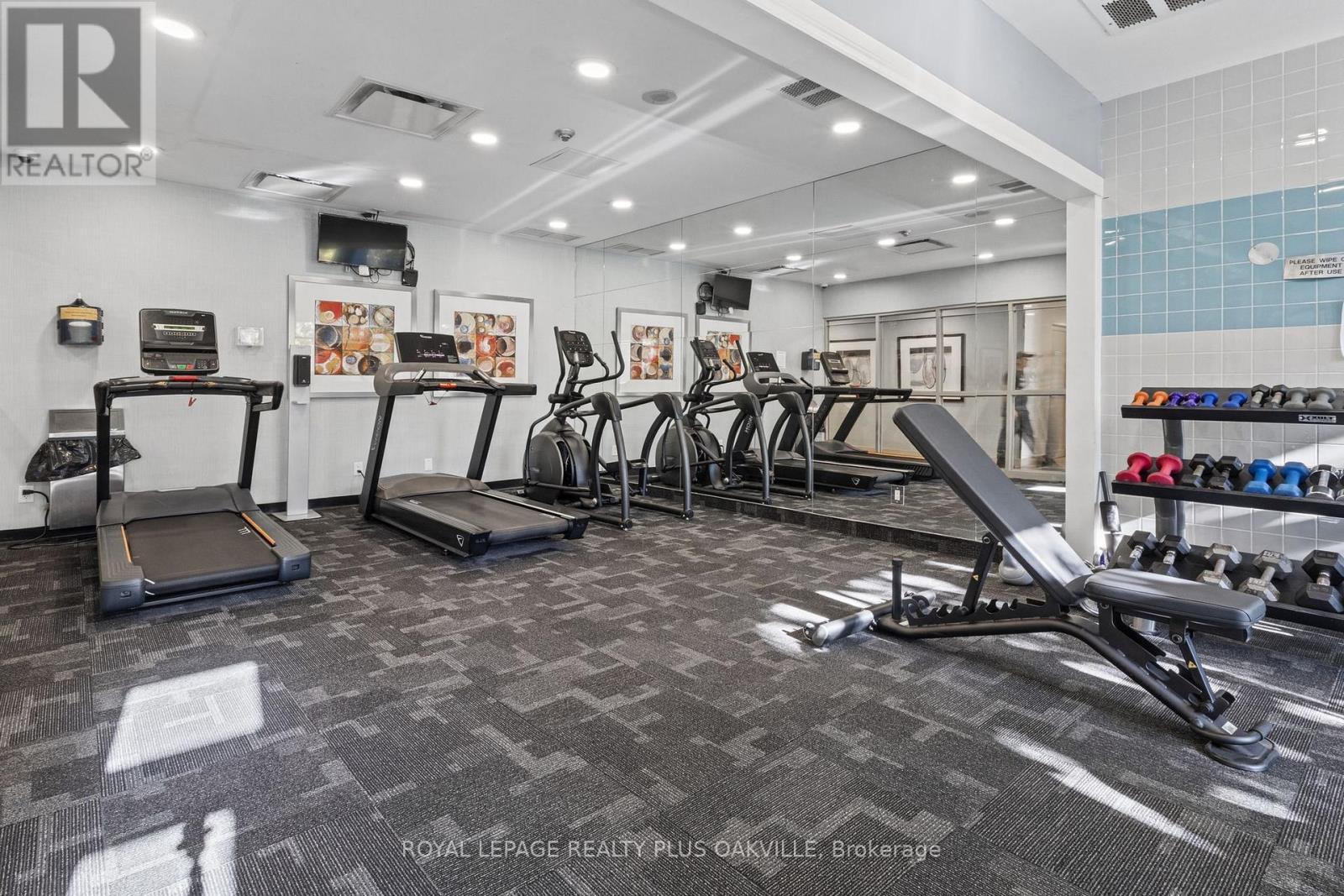 2365 Central Park Drive — photo 33
