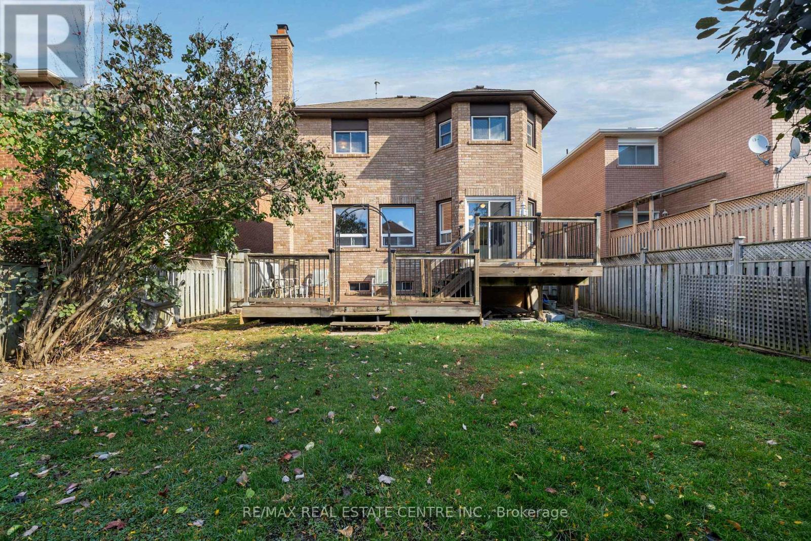 39 KILLALOE CRESCENT - 19