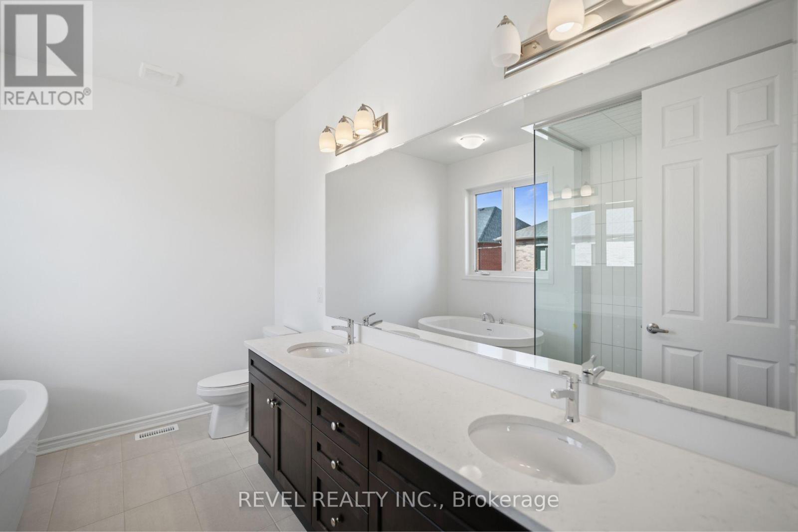 1389 MCCANN WAY - 28