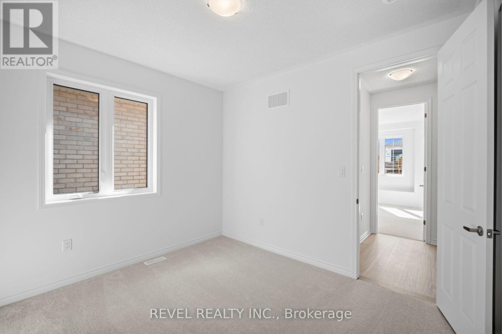 1389 MCCANN WAY - 32