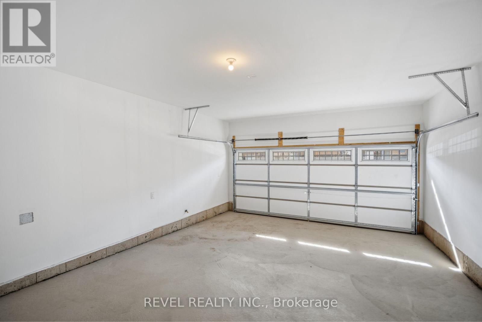 1389 MCCANN WAY - 46