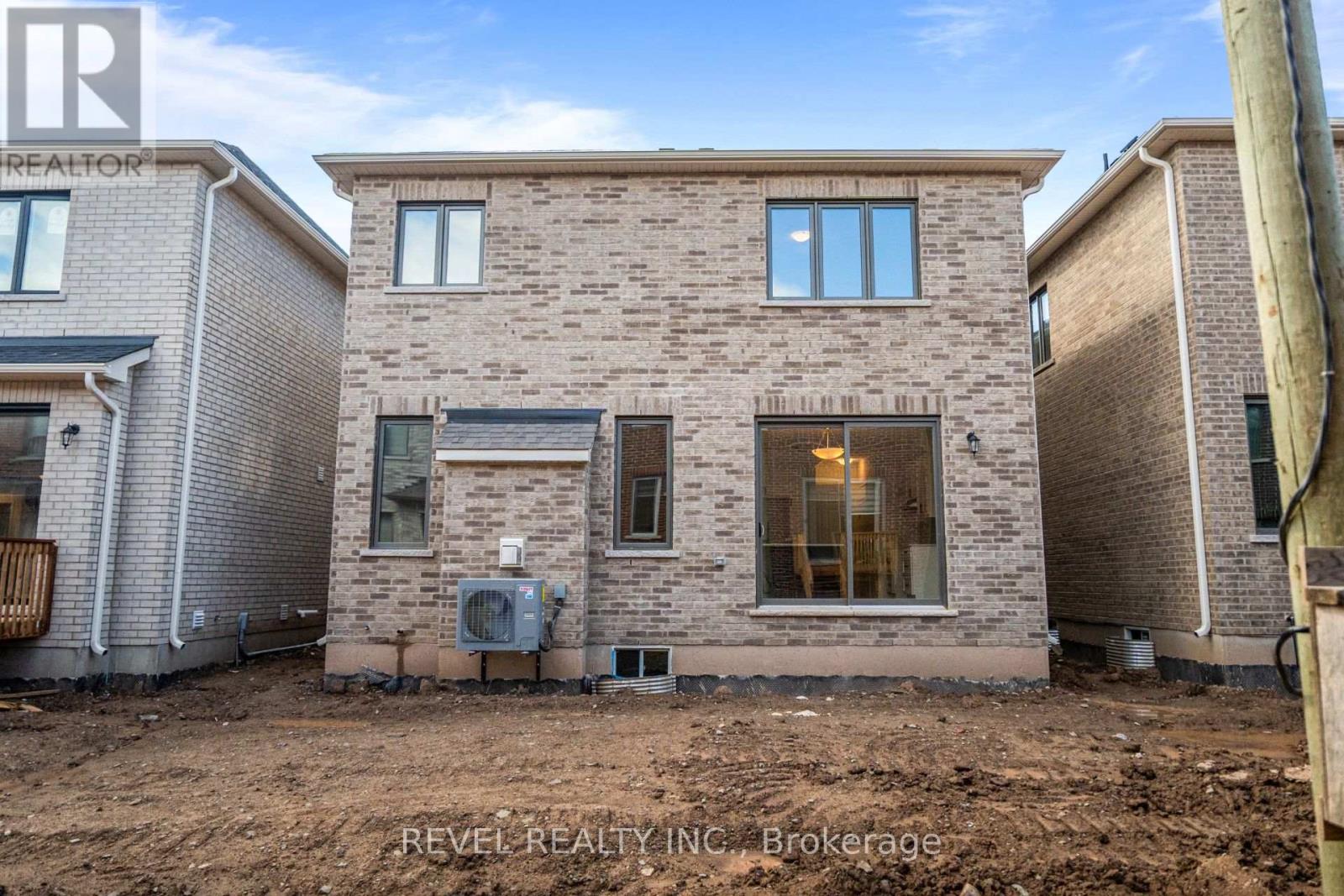 1389 MCCANN WAY - 47