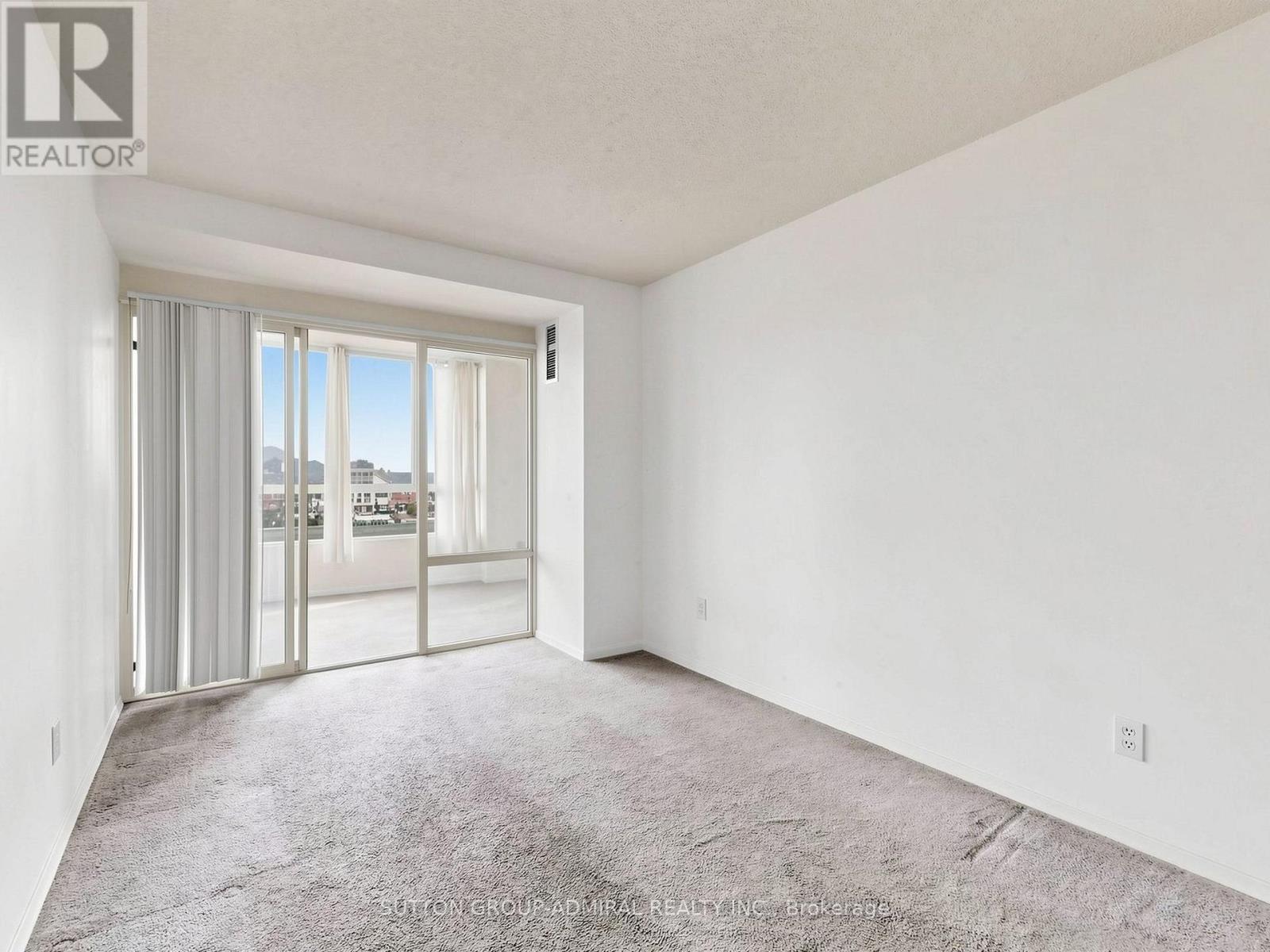 1108- 2470 Eglinton Avenue, Toronto, ON photo 17