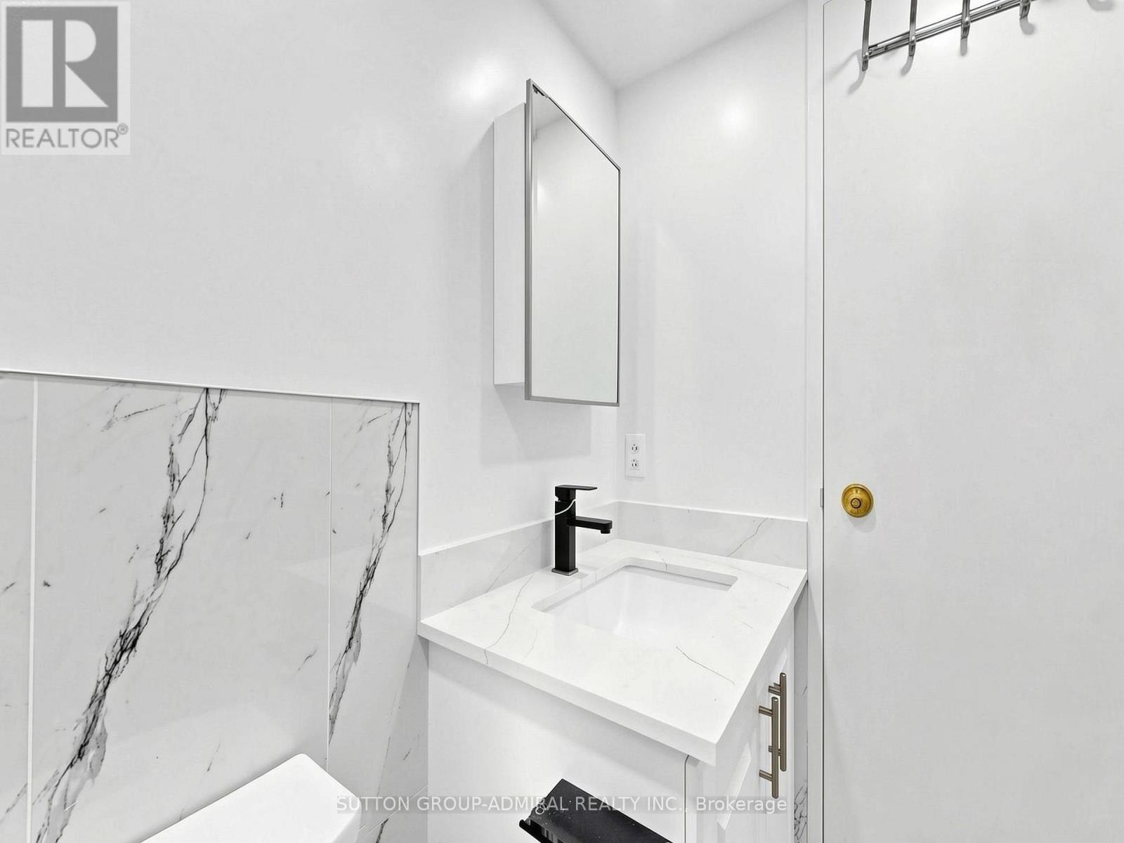 #1108 2470 EGLINTON AVENUE - 21