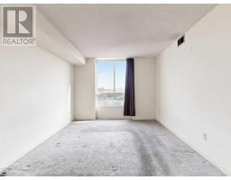 1108 - 2470 Eglinton Avenue, Toronto, ON M6M5E7 Photo 13